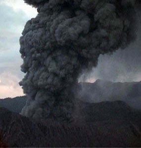 Eksotisnya Gunung Bromo Ketika Tidak Batuk
