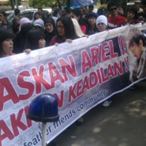 Sahabat Peterpan Kunjungi Ariel Setiap Hari Sabtu
