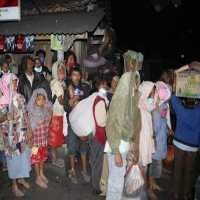 Tengok Dusun, Pengungsi Merapi Bersih-Bersih Rumah