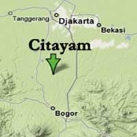 Jalan Raya Citayam Depok yang Hancur 