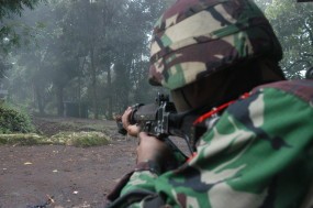 Pasukan AD Indonesia-Singapura Latihan Lawan Pemberontak