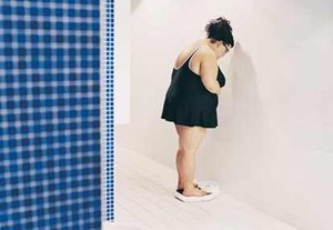 Perempuan Bertubuh Apel Rentan Kena Tulang Keropos 