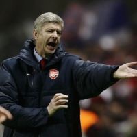 Berpeluang Akhiri Puasa Gelar, Wenger Kalem