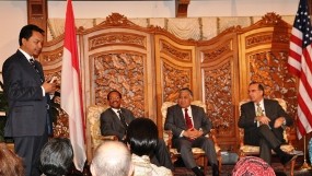 Dubes Dino Pati Djalal Prakarsai Dialog Antar Agama di AS