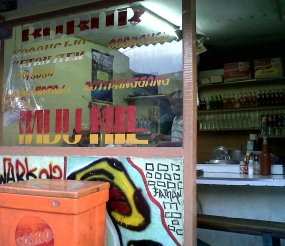 Pedagang Bubur Anggap Pajak 10% Cuma Menyusahkan Rakyat