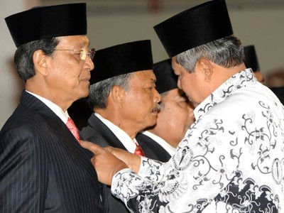 SBY Beri Penghargaan Kepada Sultan