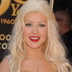 Ini Dia Alasan Christina Aguilera Gugat Cerai Suami