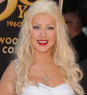Ini Dia Alasan Christina Aguilera Gugat Cerai Suami