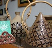 Keramik Motif Batik Nan Unik dari Studio 181