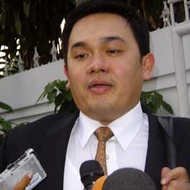 Farhat Abbas Jamin Tak Akan Jual Jabatan Ayahnya di KY