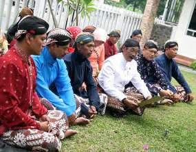 Kades DIY Ancam Boikot Pilkada dan Gelar Referendum