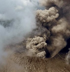 Status Gunung Bromo Turun Menjadi Siaga