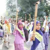 Ribuan Pelajar se Surabaya Peringati Tahun Baru Islam