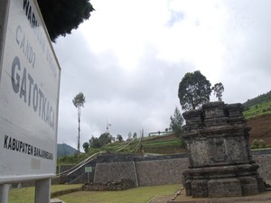 Kompleks Candi di Dieng Plateau