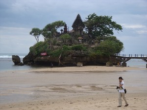 Pantai Balekambang Miniatur Pantai Kuta