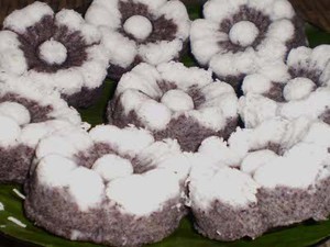 Resep Kue: Putu Ayu Ketan Hitam