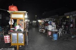 Menikmati Kuliner Malam di Kampung Solor, Kupang
