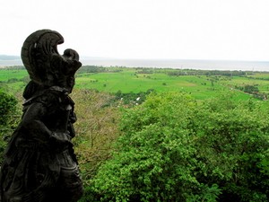 Pura di Puncak Gunung Pengsong