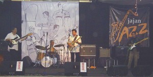 Ngejazzy Bareng Jajan Jazz