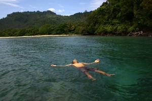 Menyepi di Pulau Sebesi