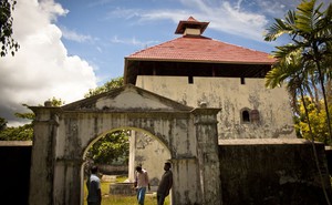 Benteng Amsterdam, Titik Strategis di Pulau Ambon