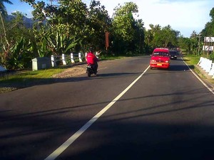 Mengintip Sekilas Ambon dari Balik Jendela Angkot
