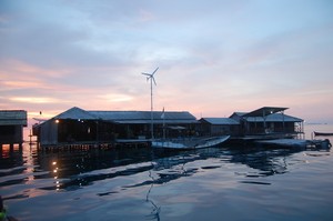 Wisma Apung, Nikmatnya Menginap di Tengah Laut Karimunjawa
