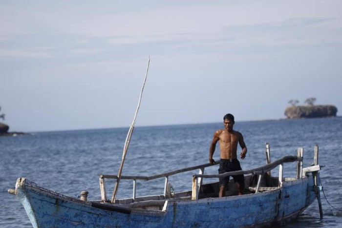 Sewa Kapal Penyebrangan ke Pulau Ular