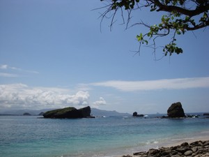 Pantai Teluk Papuma