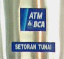 Uang Menyangkut di Mesin Setor Tunai BCA