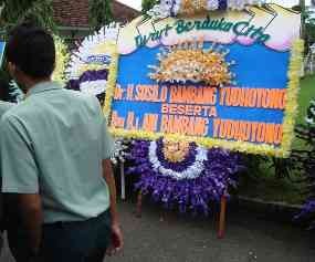 SBY Kirim Bunga Duka Cita untuk Bupati Pacitan