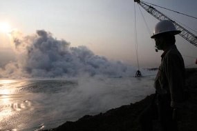 SBY dan DPR Abaikan 18 Pelanggaran HAM Lumpur Lapindo