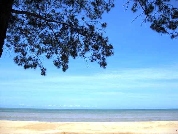 Pantai Pasir Panjang, Singkawang, Kalimantan Barat
