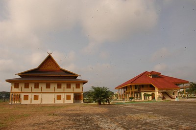 Istana Kesultanan Indragiri dan Dufan Danau Raja, Riau