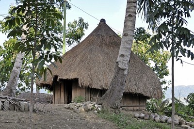 Keunikan dan Keindahan tersendiri yang bisa dilihat Rumah Tradsional di NTT