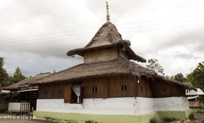 Masjid Wapauwe, Masjid Tertua di Indonesia