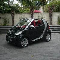 Mercy Buka Showroom smart fortwo