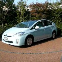 CEO GM: Prius Mobil Orang Aneh