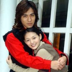 Vic Chou Tak Akan Hadiri Pesta Pernikahan Barbie Hsu