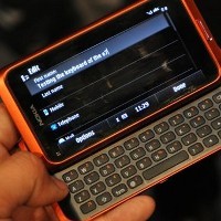 Nokia Perkenalkan Penerus Klan Communicator