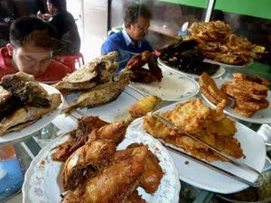Buruan ke Warkonah, Sebelum Kena Pajak