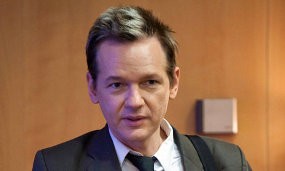 Pemerintah Swedia Banding, Assange Tetap Dipenjara