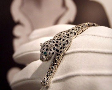 Gelang Termahal di Dunia Dilelang!