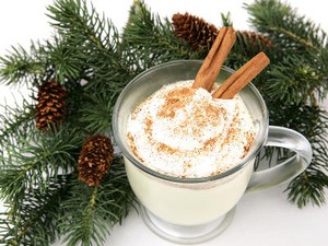 Slruup..Hangat Gurih Eggnog