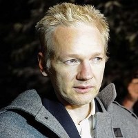 Wapres AS Sebut Julian Assange Teroris Teknologi Tinggi