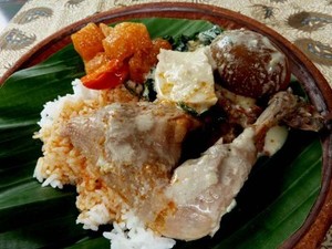 Keistimewaan Jogja dalam Gudeg Kanjeng 