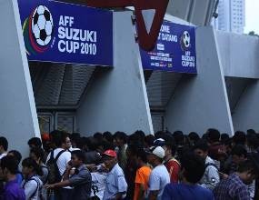 Imbau Penonton Tidak Merokok, Pemprov DKI Surati Pengelola GBK