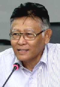 Tanpa Dissenting Opinion, MA Vonis Lepas Romli Atmasasmita