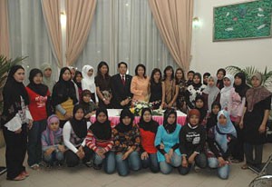 KJRI Dubai Buka Sekolah Bagi TKW Bermasalah