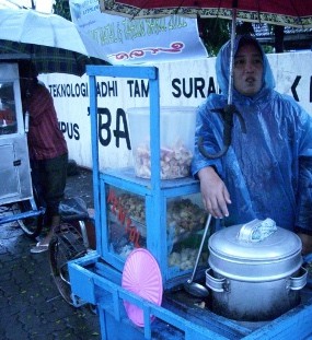 Sebelum ke Jakarta, Safiri Sempat Dekat dengan Pria di Chatting